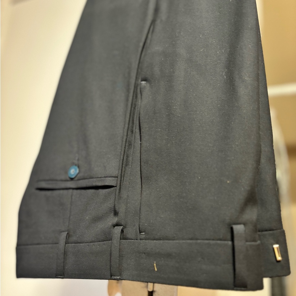 (4) Pair Perry Ellis Portfolio Dress Pants Black, Char Grey, Blue, Drk Brown